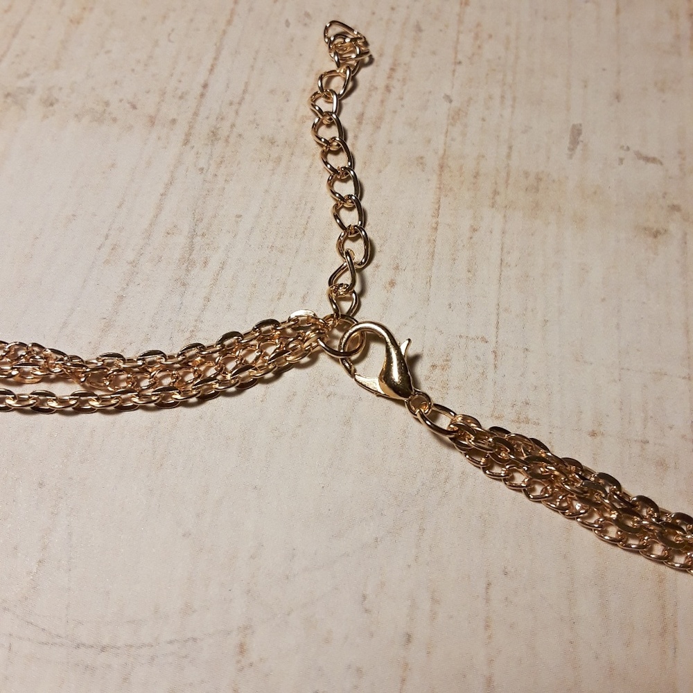 Gold Layered Chain Coin Leaf Black Beaded Necklace - Picture 6 of 6